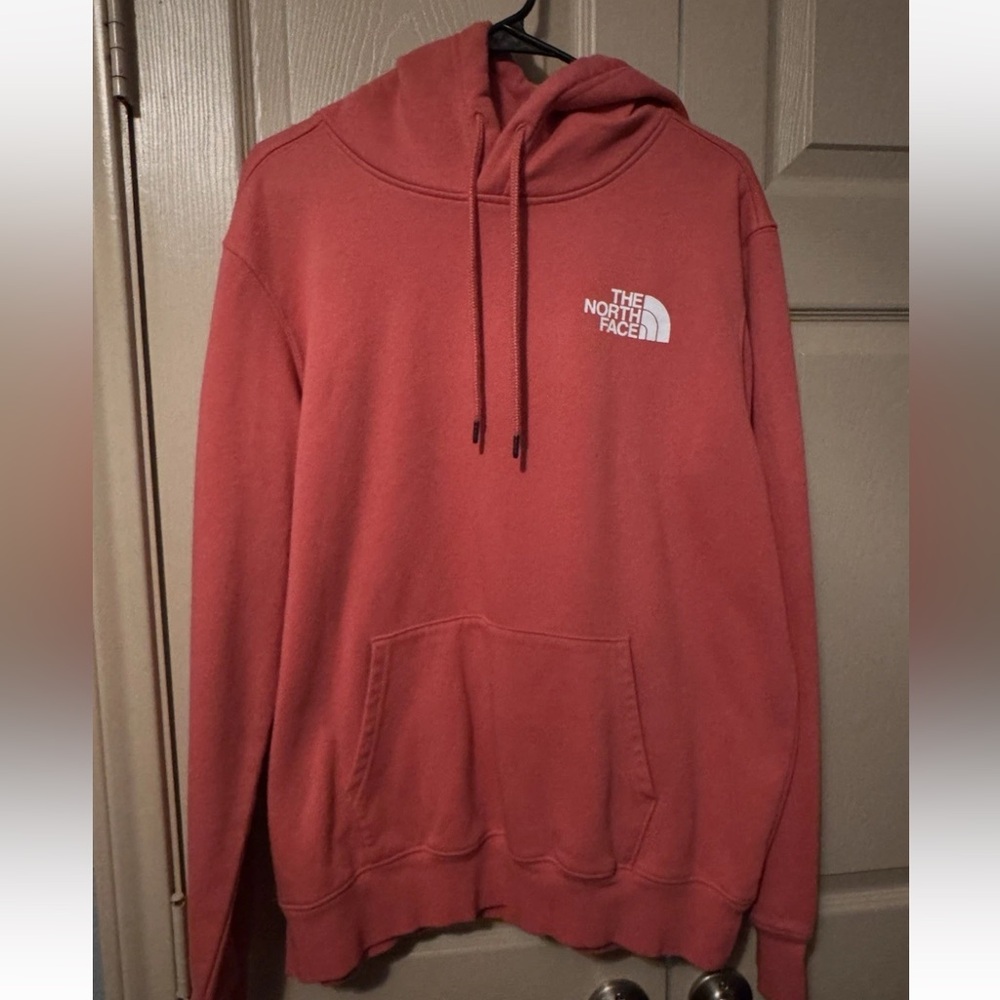 The‎ North Face Men's Large Box NSE Pullover Hoodie Salmon Yellow Box